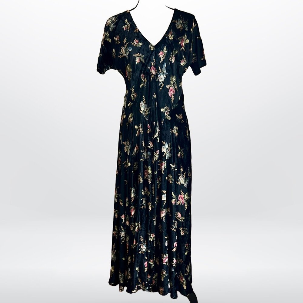 Nostalgia Vintage 1990s Black Floral Velvet Maxi Dress Boho Cottage Core